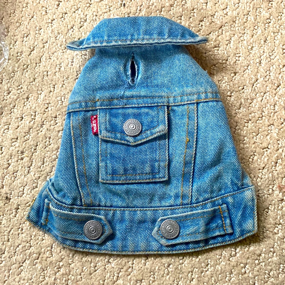 Levi’s pet jacket XS